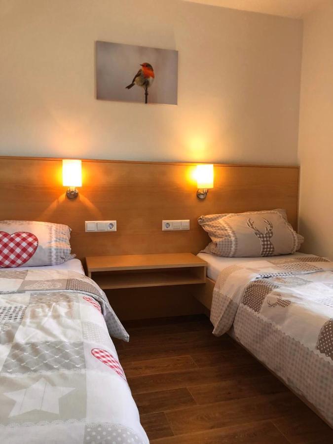 Ferienhaus Moni Mit 2 Separaten Wohnungen Am Silbersee Frielendorf Dış mekan fotoğraf